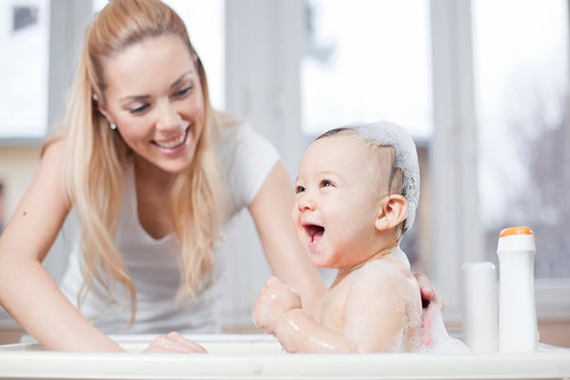 Bebek Şampuanı Seçimi Nasıl Olmalı